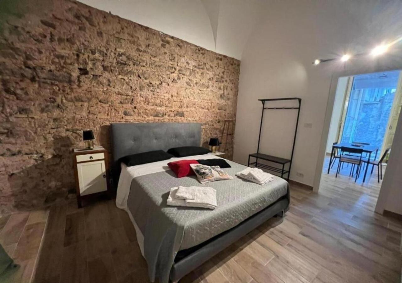 Nelly House Villa Catánia Buitenkant foto